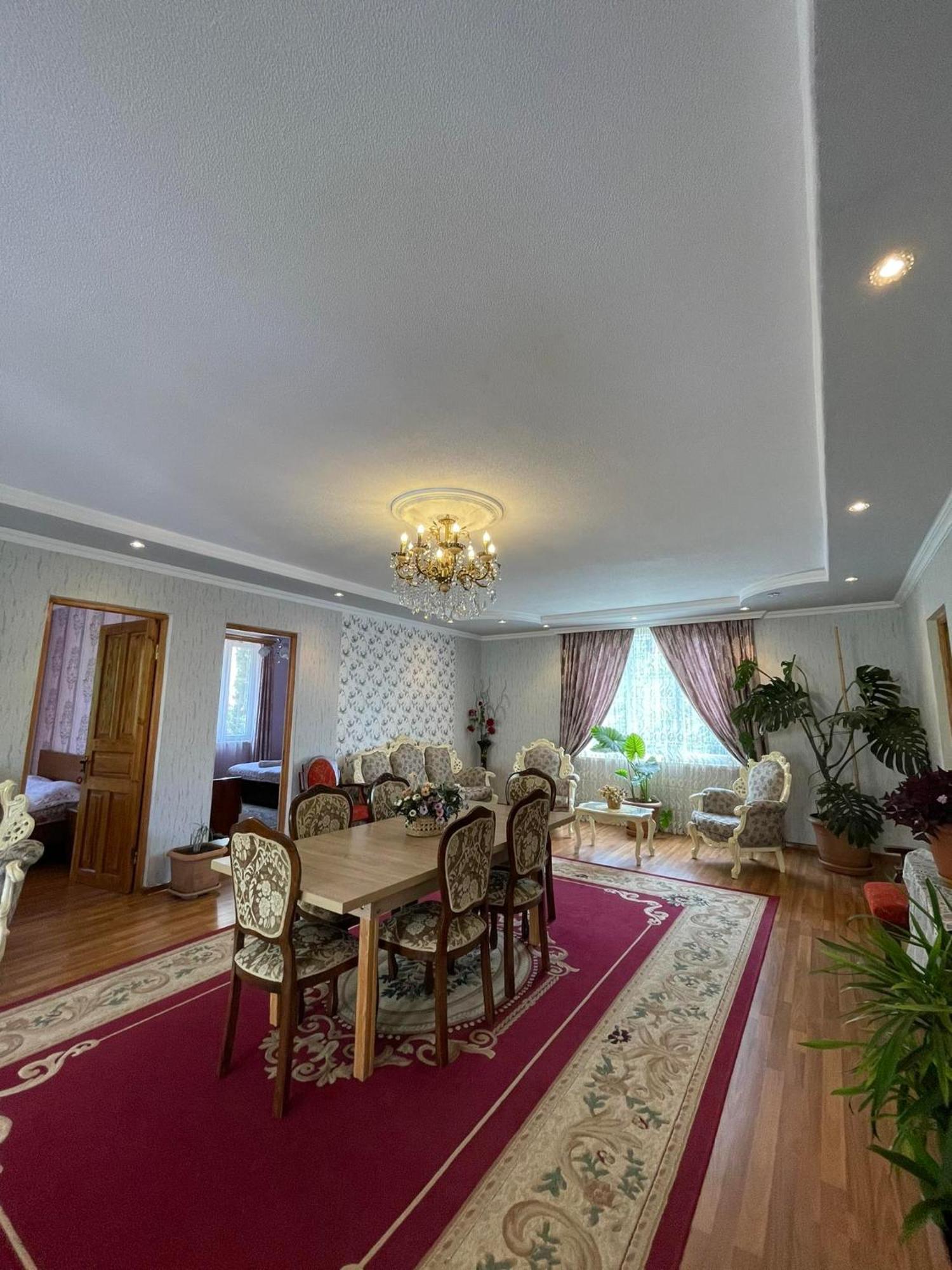 Irina Hotel Tskaltubo Ngoại thất bức ảnh