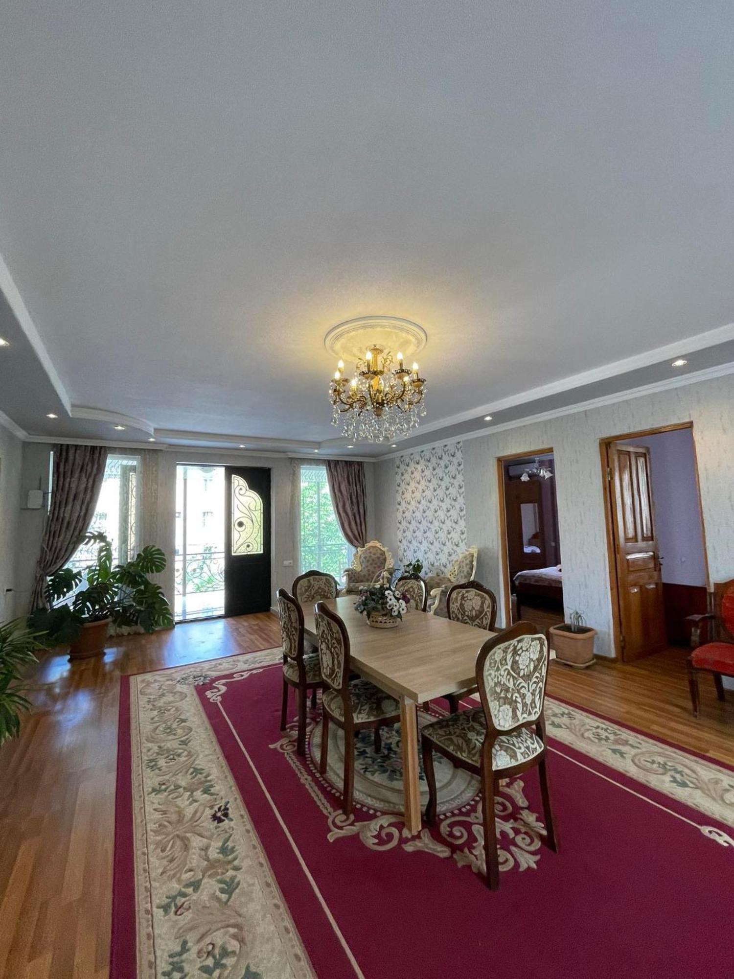Irina Hotel Tskaltubo Ngoại thất bức ảnh
