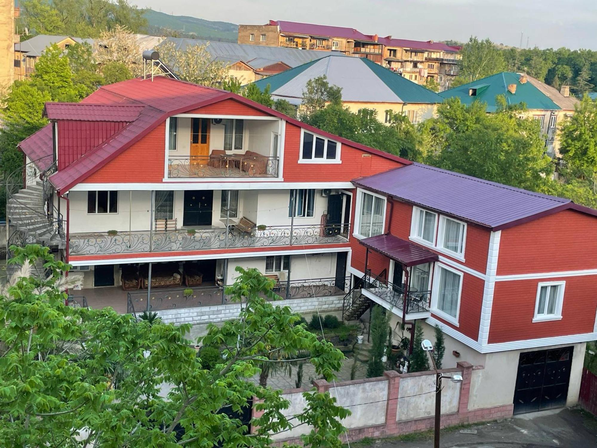 Irina Hotel Tskaltubo Ngoại thất bức ảnh