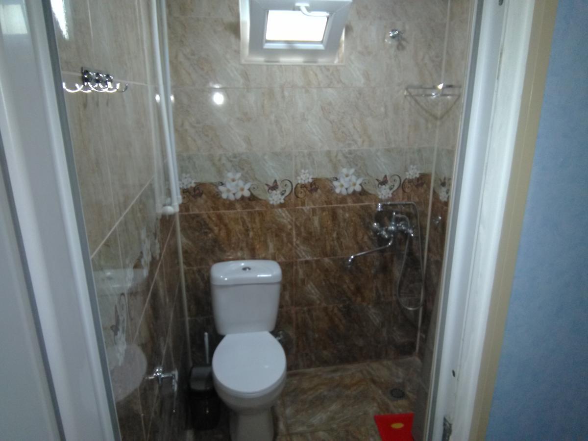 Irina Hotel Tskaltubo Ngoại thất bức ảnh