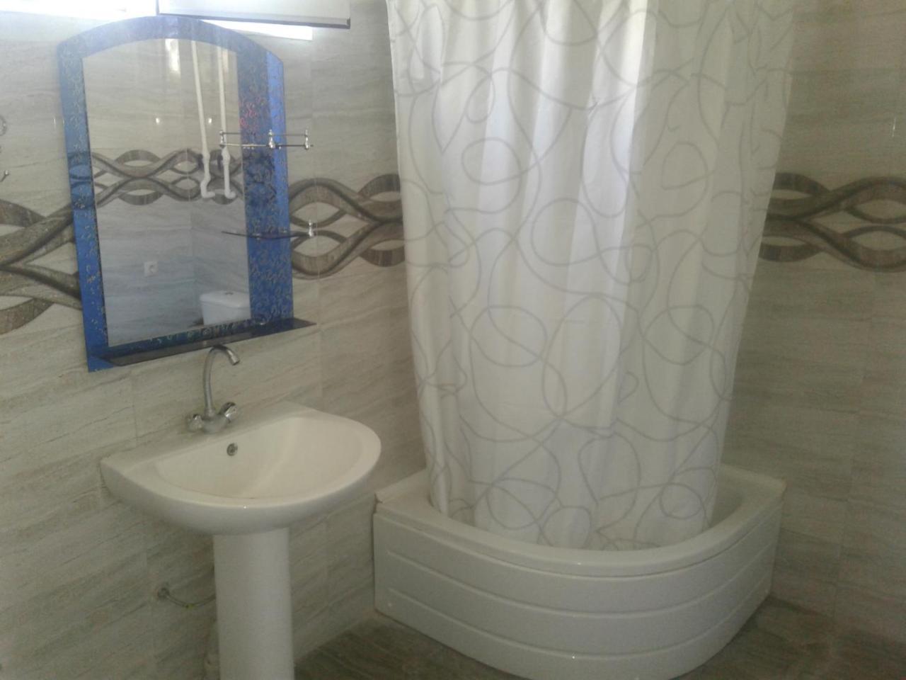 Irina Hotel Tskaltubo Ngoại thất bức ảnh